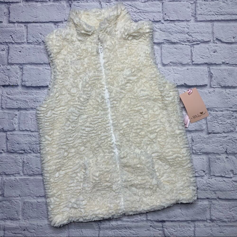 Widgeon Faux Fur Vest in Cream